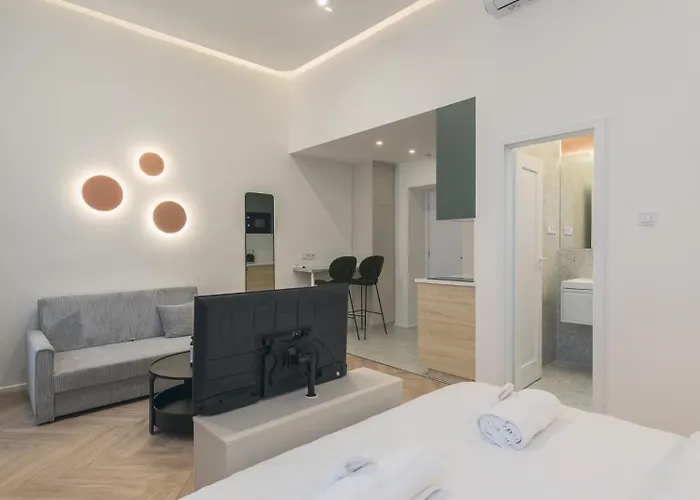 A27- Boutique Apartments, Location By Bqa Budapesta