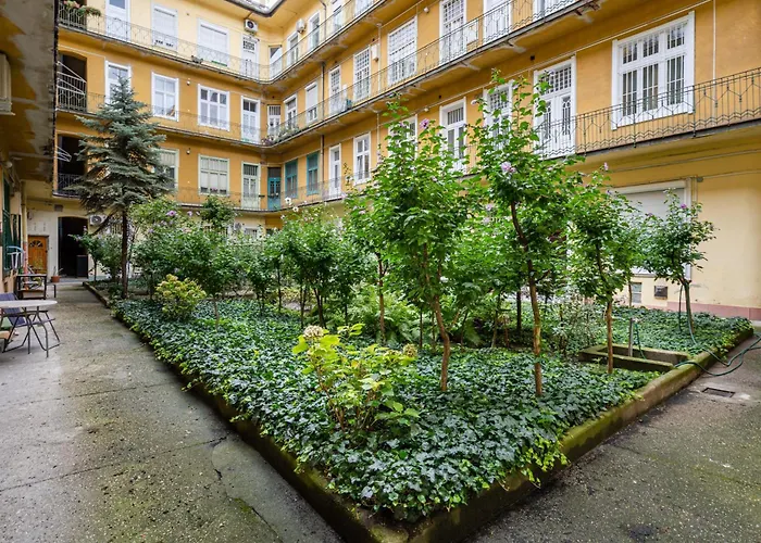 A27- Boutique Apartments, Location By Bqa Budapest